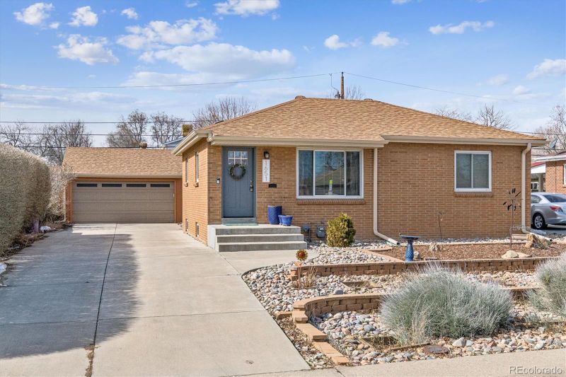 1651 S Wolff St, Denver, CO 80219