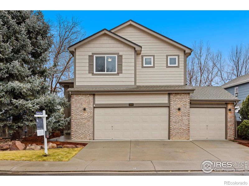 3441 Larkspur Dr, Longmont, CO 80503