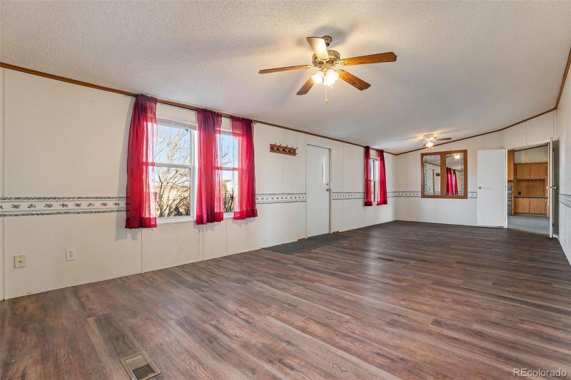 18496 Centenial Rd, Fort Morgan, CO 80701