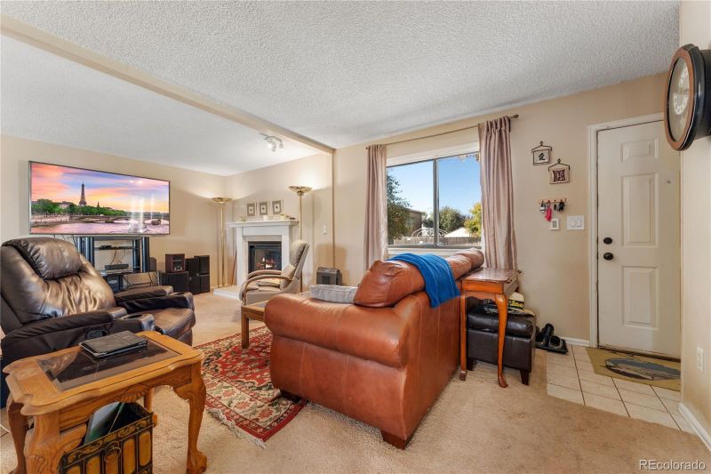 1426 S Argonne Cir, Aurora, CO 80017