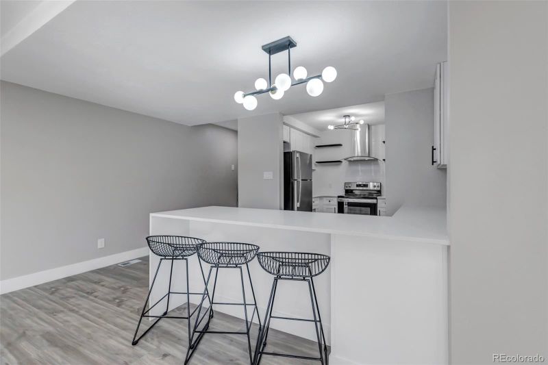 701 Harlan St #E10, Lakewood, CO 80214