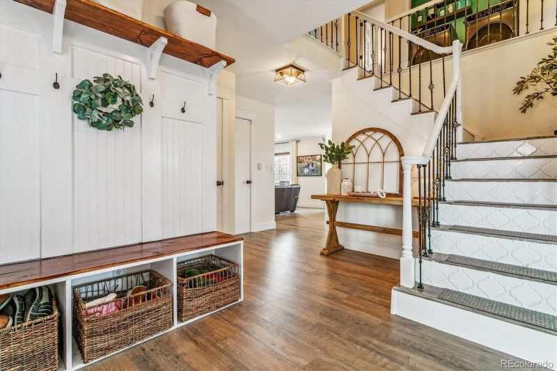9877 W Berry Dr, Littleton, CO 80123