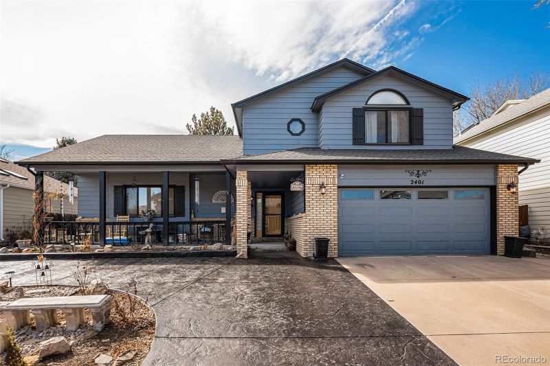 2401 Sherri Mar St, Longmont, CO 80501