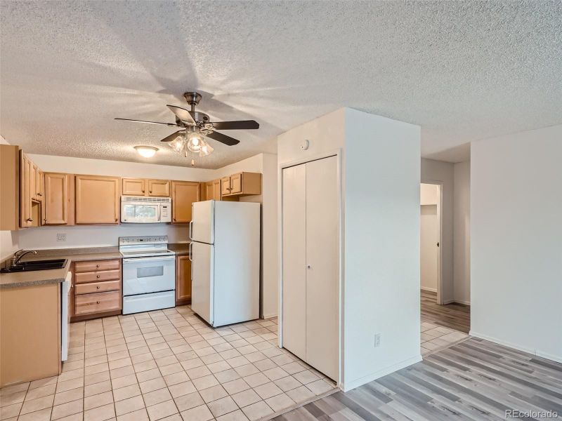 7040 E Girard Ave #302, Denver, CO 80224