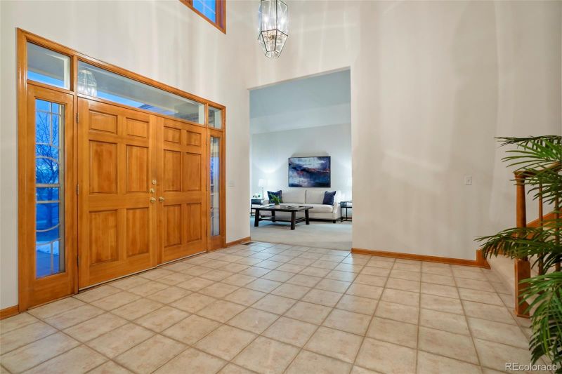 5579 S Helena St, Centennial, CO 80015