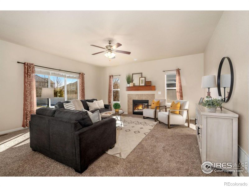 5216 Mountaineer Dr, Windsor, CO 80550