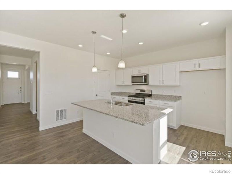 1821 Westport Ave, Berthoud, CO 80513