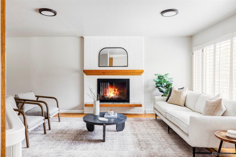 2620 S Ivy St, Denver, CO 80222