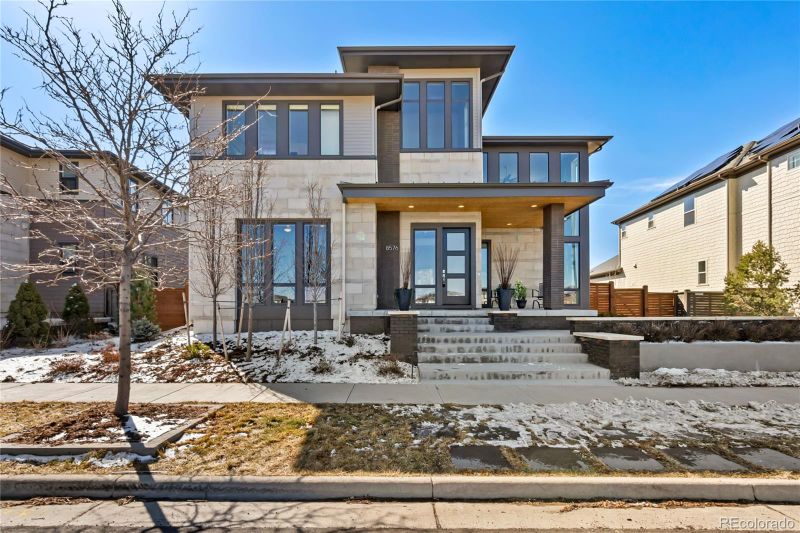 8576 E 51st Ave, Denver, CO 80238