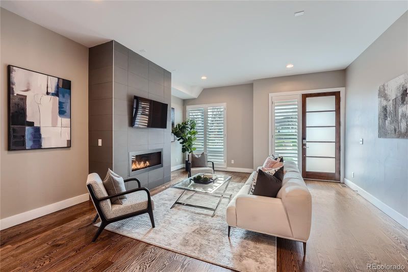 2720 N Hooker St, Denver, CO 80211