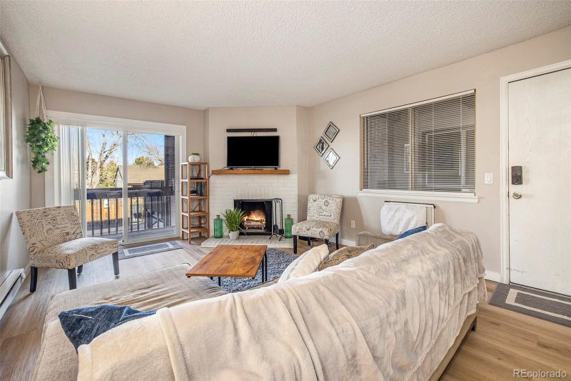 14590 E 2nd Ave #204B, Aurora, CO 80011