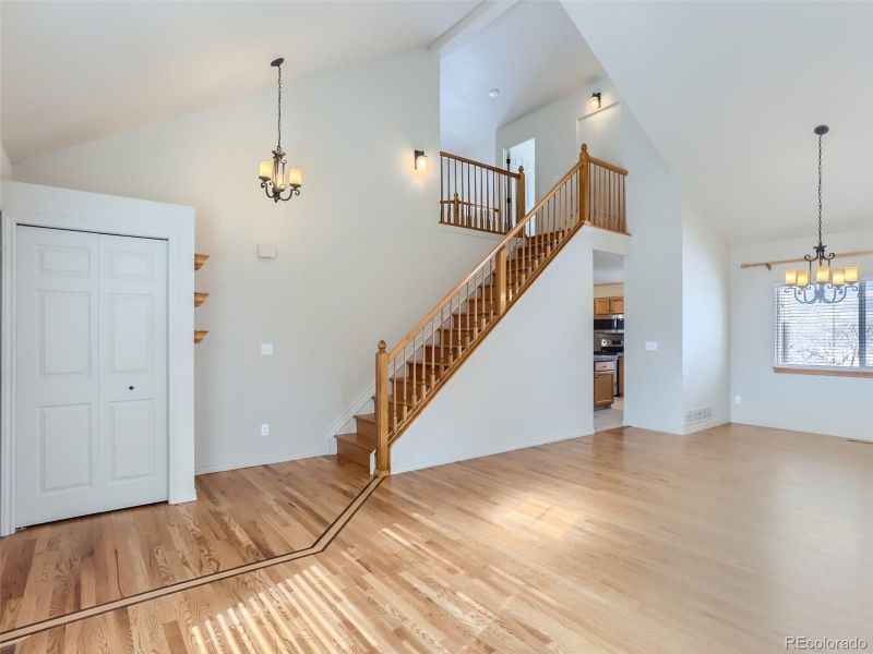 1000 Chestnut Dr, Longmont, CO 80503