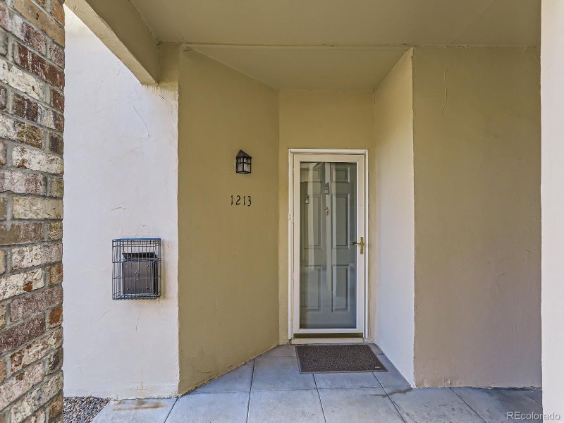 8643 E Dry Creek Rd #1213, Centennial, CO 80112