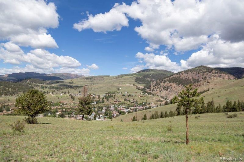 385 Cliff View Dr, Creede, CO 81130