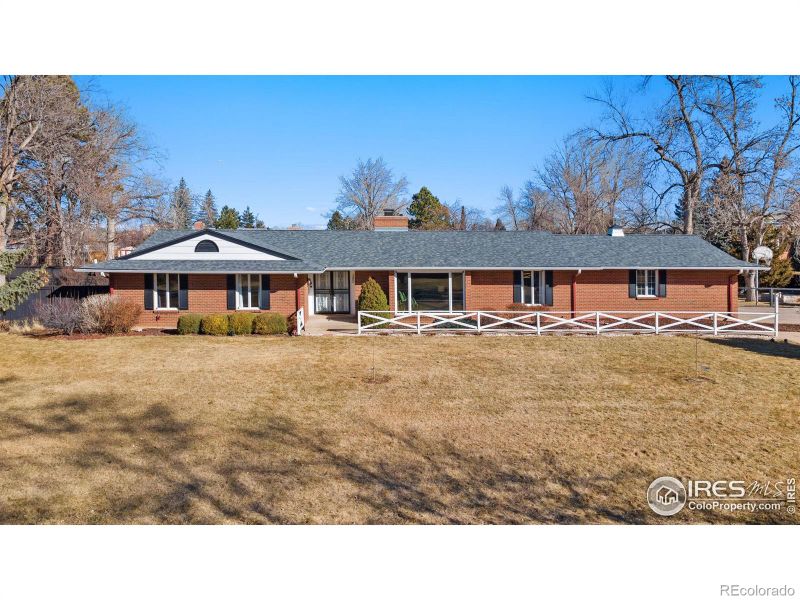 380 Nicklaus Ct, Fort Collins, CO 80525