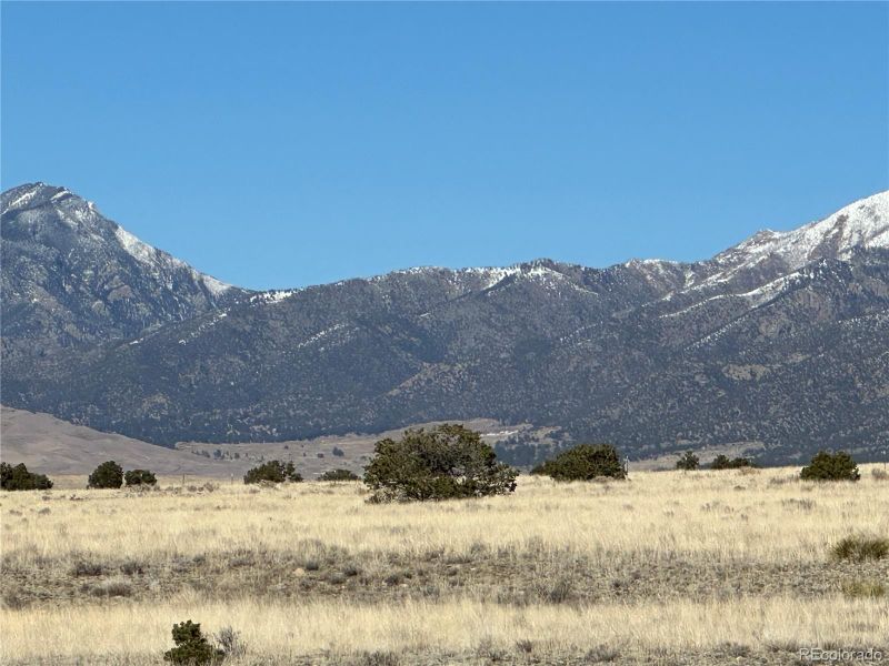 508 Mill Run Rd, Mosca, CO 81146