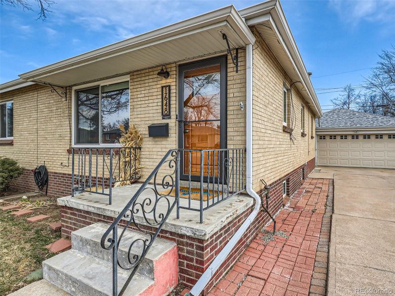 1648 S Utica St, Denver, CO 80219