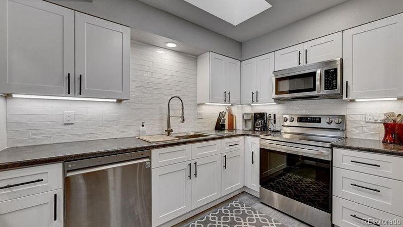 3717 Pearl Dr, Colorado Springs, CO 80918