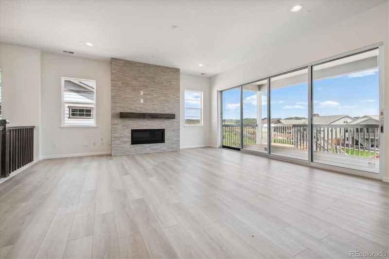 1266 Melting Snow Way, Castle Rock, CO 80109