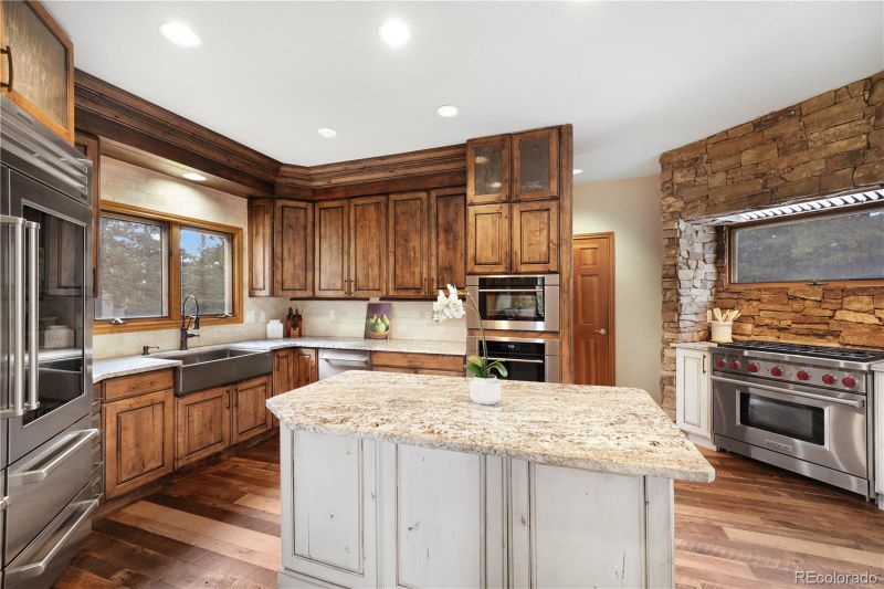 27531 Stapleton Dr, Golden, CO 80401