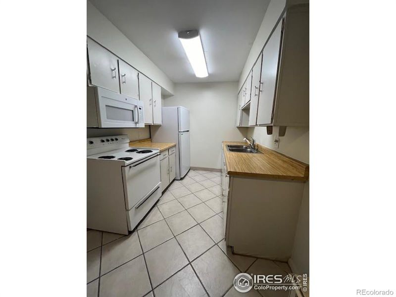 512 E Monroe Dr #318, Fort Collins, CO 80525