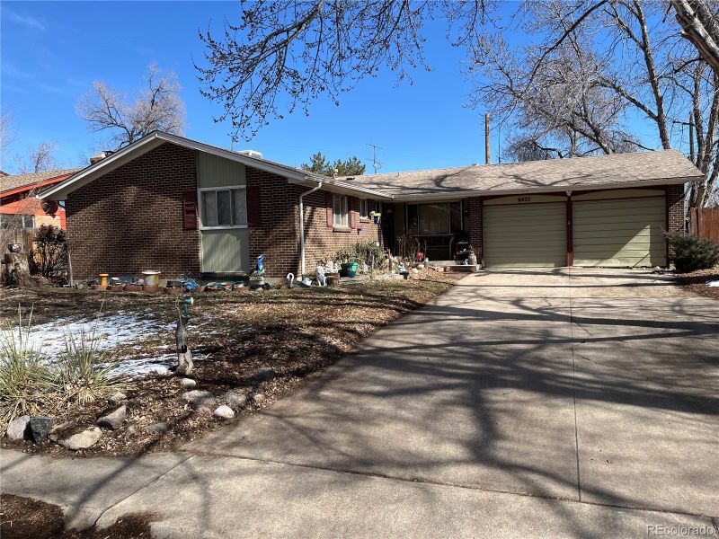 6422 Owens St, Arvada, CO 80004