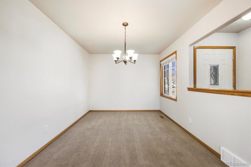 634 Moose Ct, Loveland, CO 80537