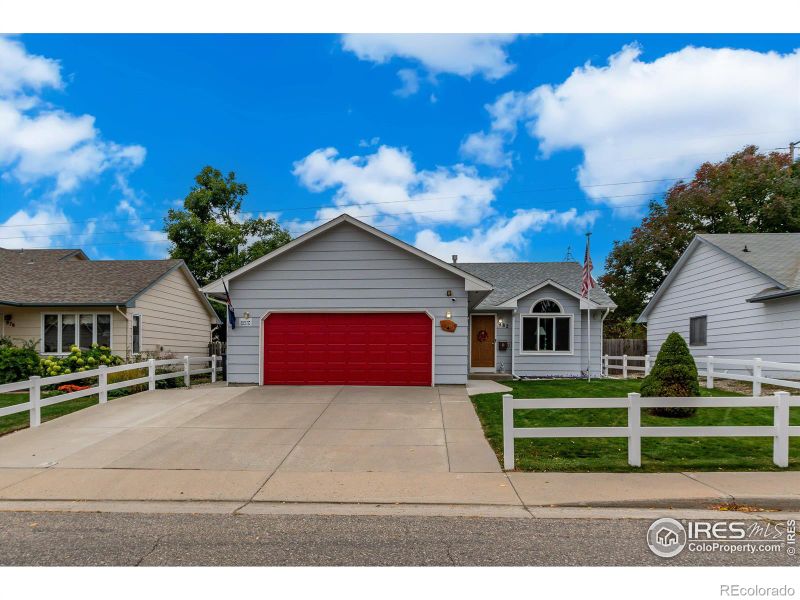 982 S Edinburgh Dr, Loveland, CO 80537
