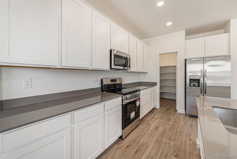653 Flintwood Pl, Erie, CO 80026