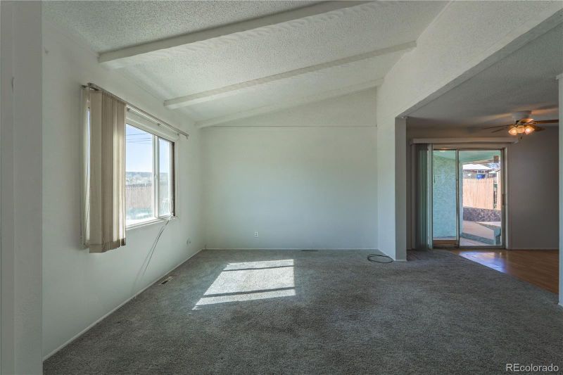 517 E Strong Ave, Trinidad, CO 81082