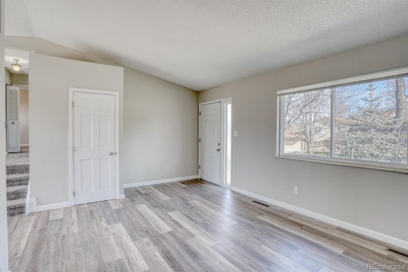 1107 Applewood Dr, Colorado Springs, CO 80907