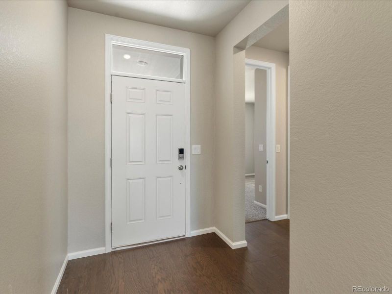 1832 S De Gaulle Ct, Aurora, CO 80018