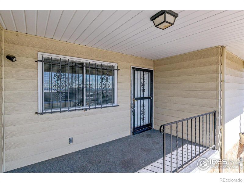 9959 Lane St, Thornton, CO 80260