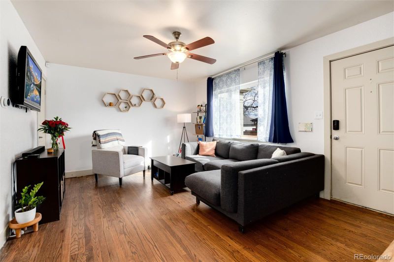 3250 N Cook St, Denver, CO 80205