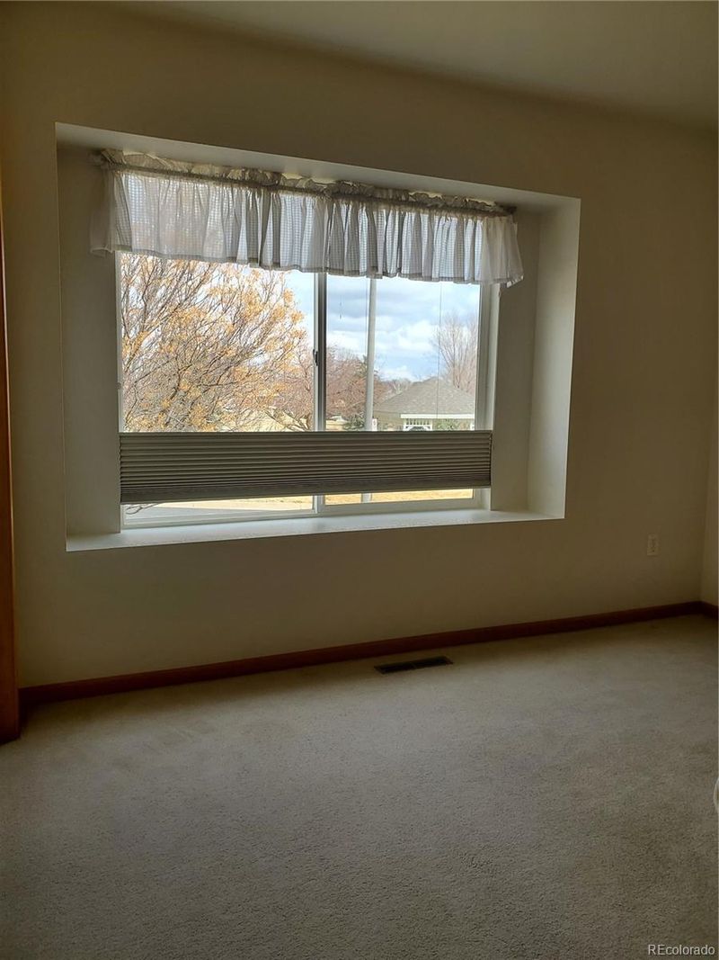 602 Radiant Dr, Loveland, CO 80538