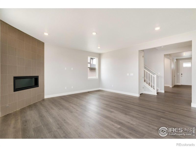 1841 Sawtooth Mountain Dr, Berthoud, CO 80513