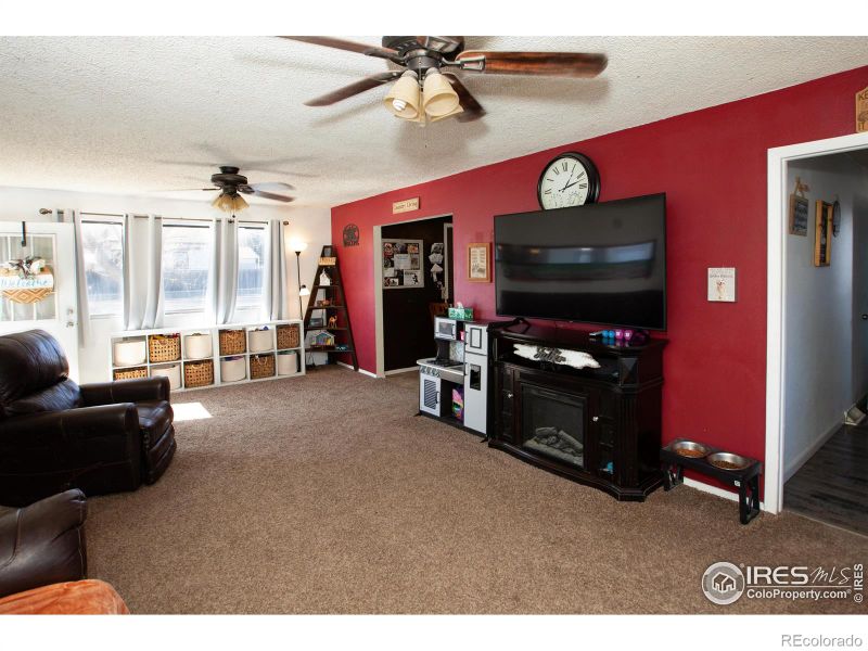 832 Hamilton St, Sterling, CO 80751