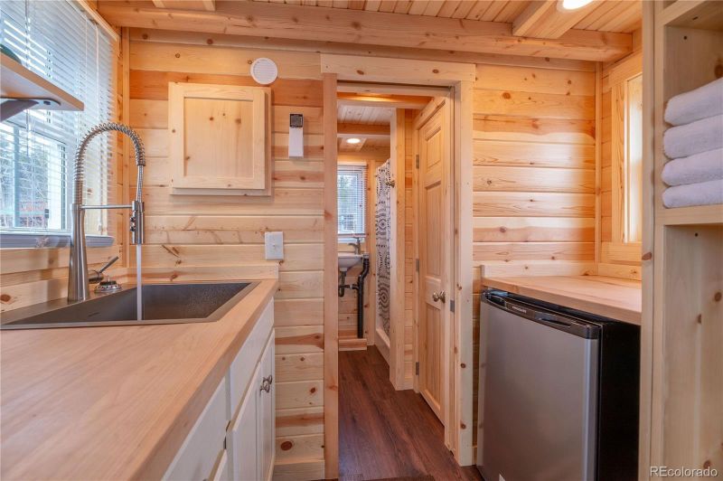 27 Sunshine Pk, Fairplay, CO 80440