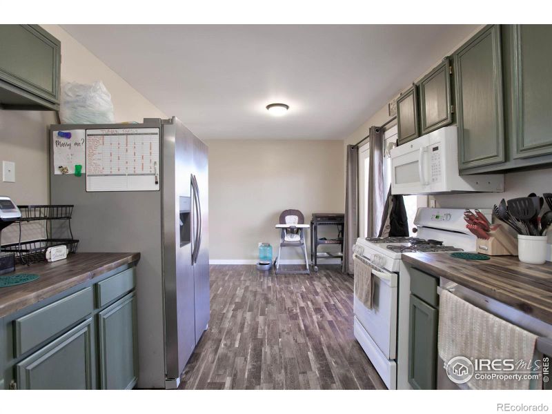 517 Woods Ave, Ault, CO 80610