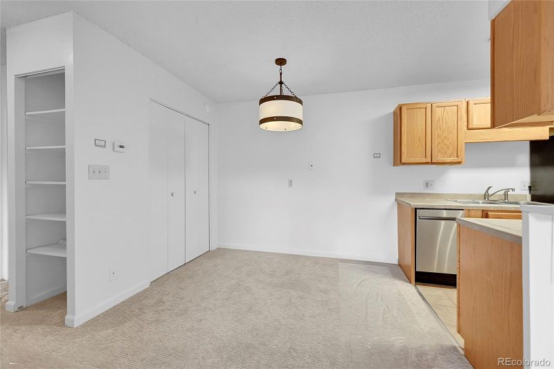 850 W Moorhead Cir #1E, Boulder, CO 80305