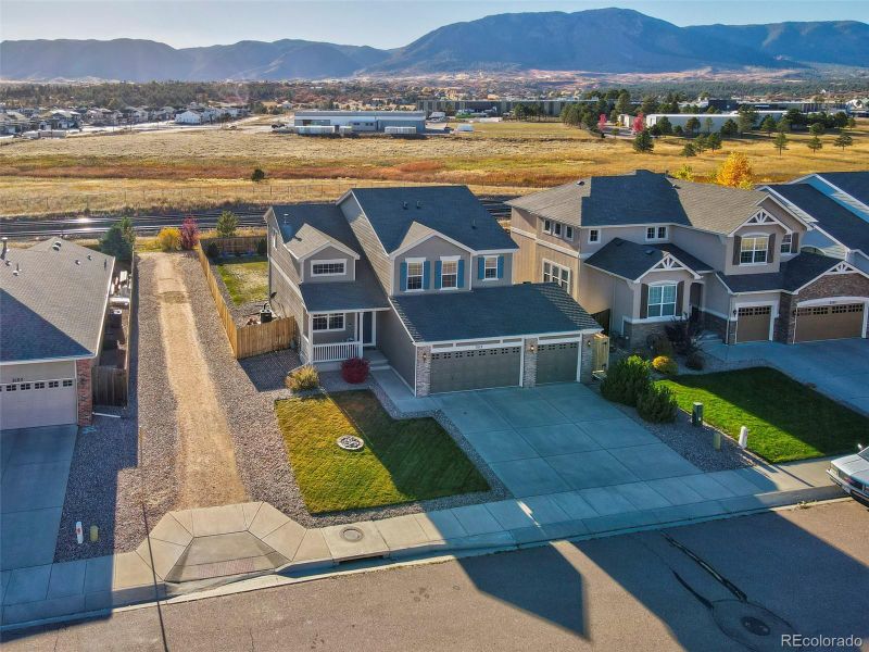 2113 Wagon Gap Trl, Monument, CO 80132