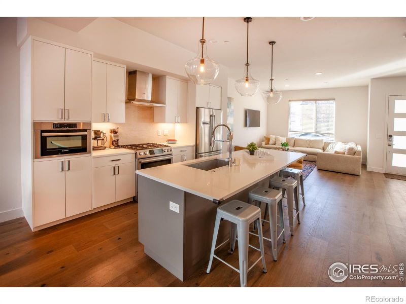 3107 Bluff St, Boulder, CO 80301