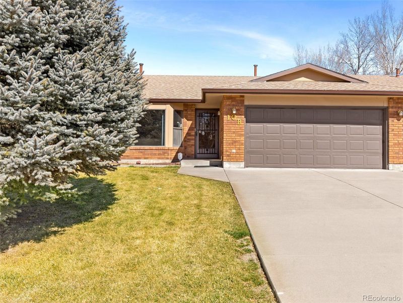 10 Windbridge Ln #B, Pueblo, CO 81001