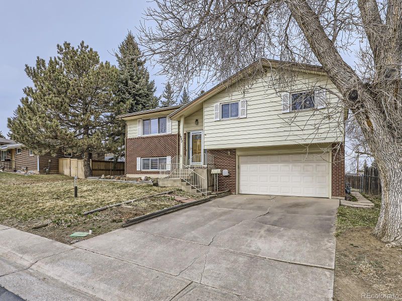 947 W 102nd Ave, Northglenn, CO 80260