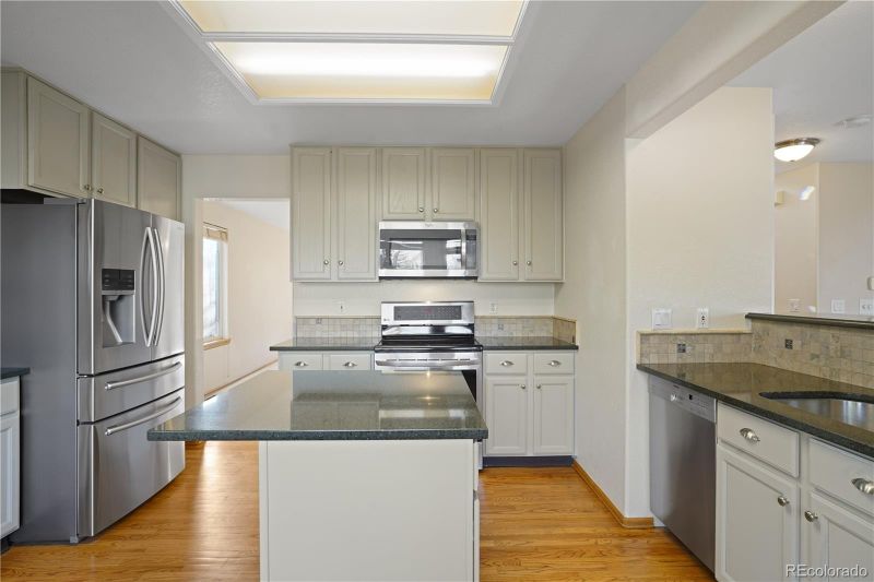 6512 Nile Cir, Arvada, CO 80007