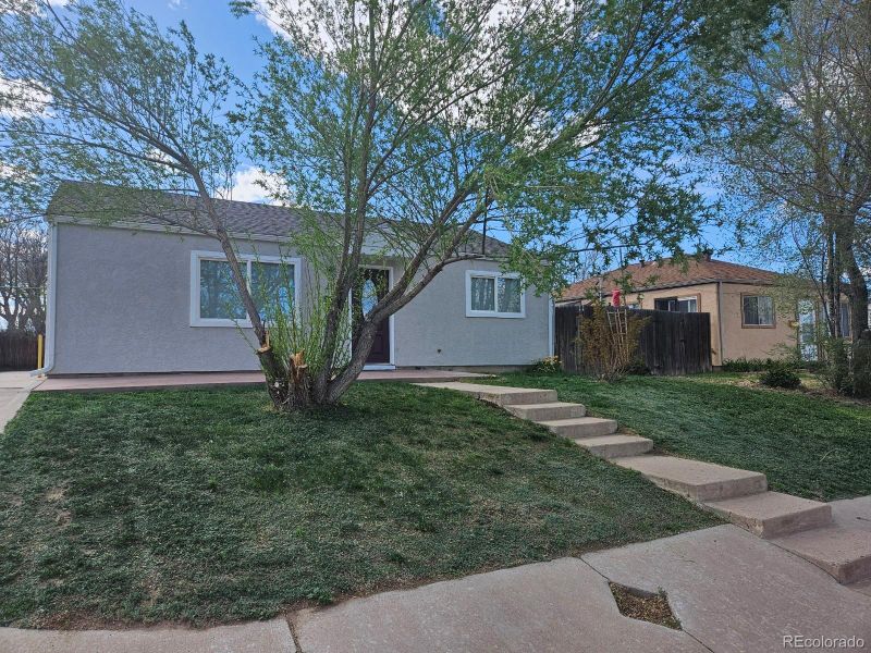 2551 Emilia St, Pueblo, CO 81005