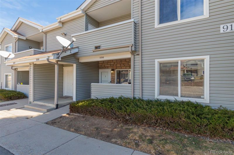 911 S Zeno Way #108, Aurora, CO 80017