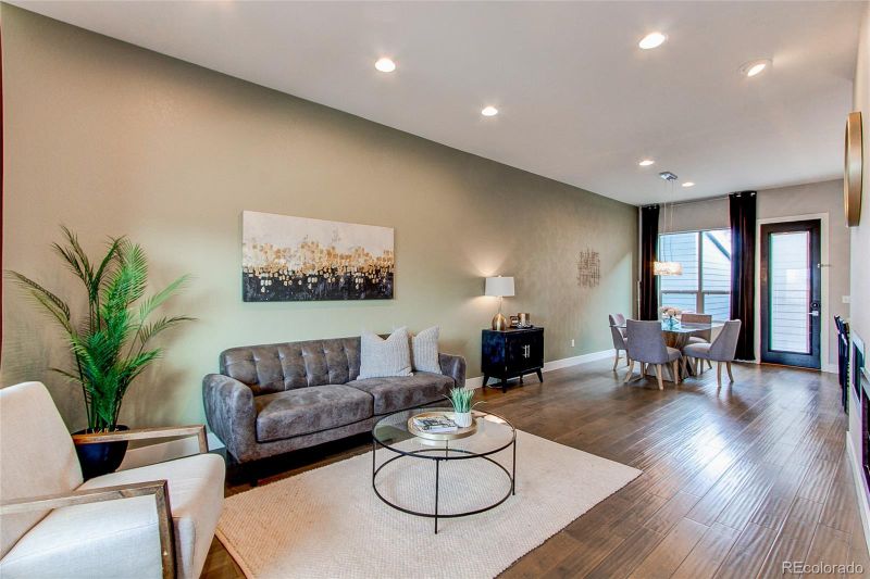 5478 Valentia St, Denver, CO 80238