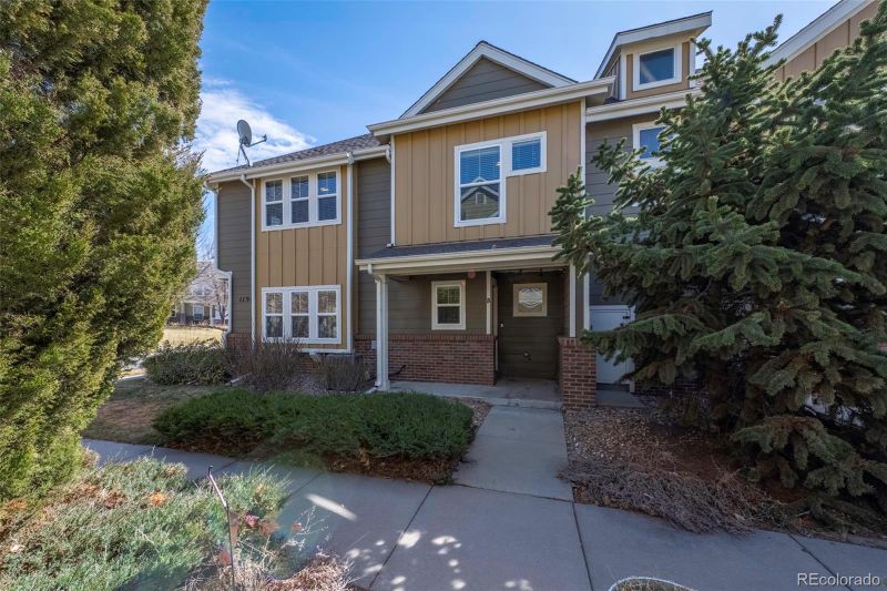 11944 Oak Hill Way #B, Commerce City, CO 80640