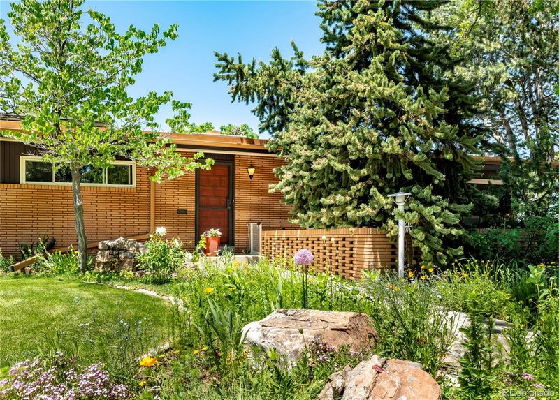 8015 Melrose Dr, Wheat Ridge, CO 80033